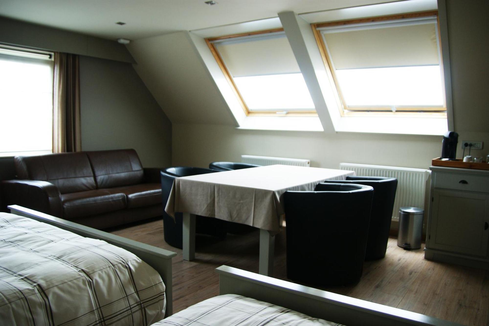 B&B The Beachhouse Oostduinkerke Exteriör bild