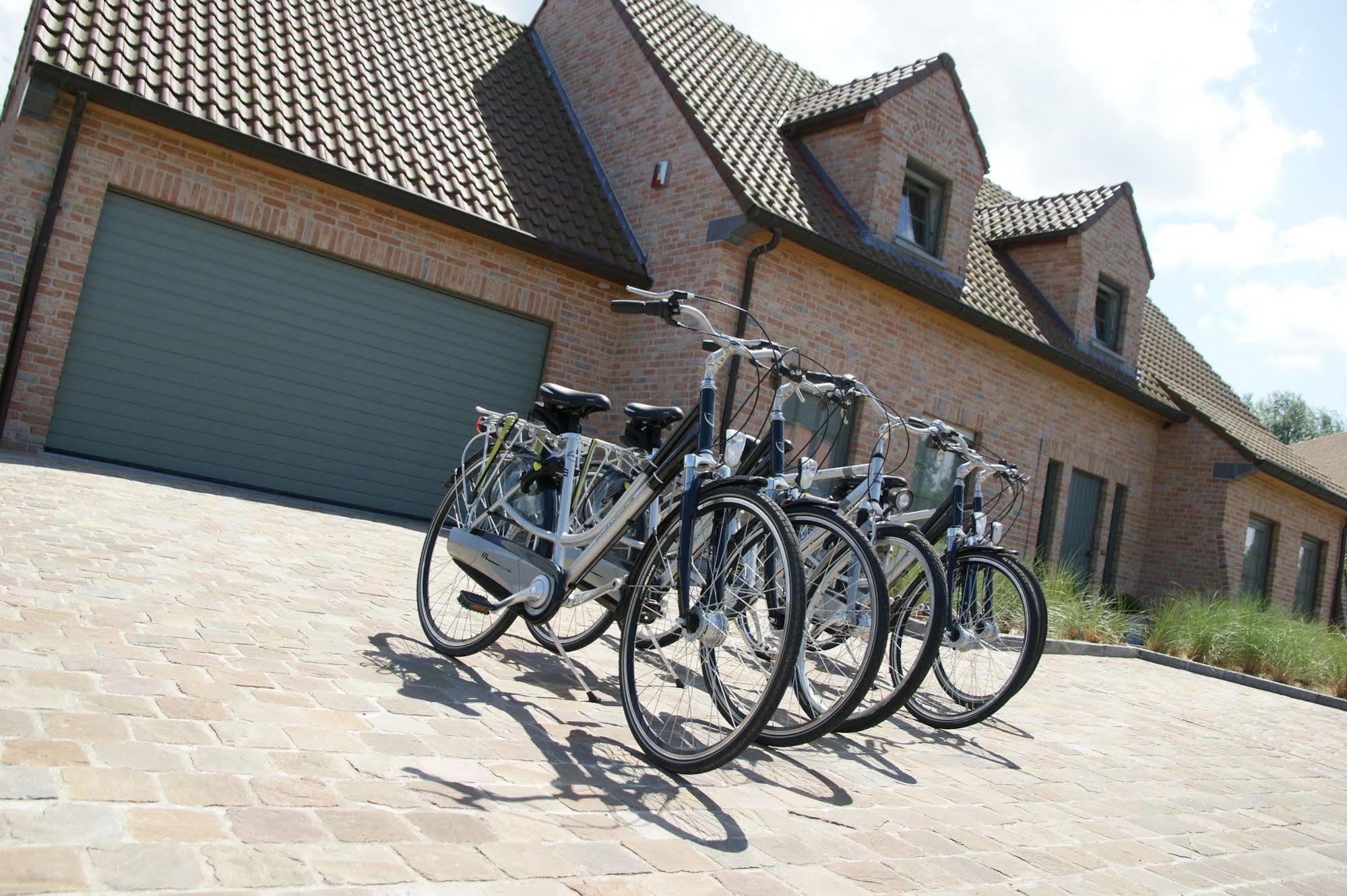 B&B The Beachhouse Oostduinkerke Exteriör bild